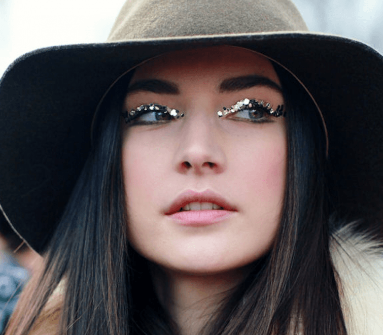 Стрелки-конфетти: новый тренд для ярких модниц