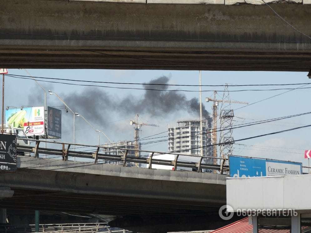 В Киеве на 25-этажной новостройке произошел пожар: опубликованы фото 
