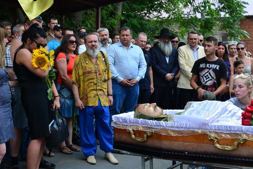 Загинув за Україну: в Дніпрі попрощалися з Василем Сліпаком