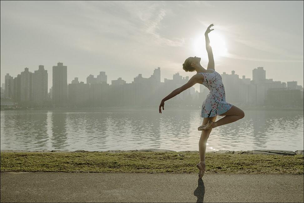 Изящные балерины на улицах города: магия танца в необычном фотопроекте