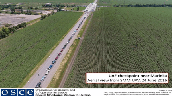 Черги на КПВВ через лінію розмежування: в ОБСЄ показали фото з безпілотників