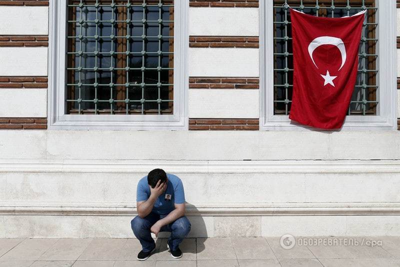 Горе без кордонів: у Туреччині почали прощання з жертвами кривавого теракту