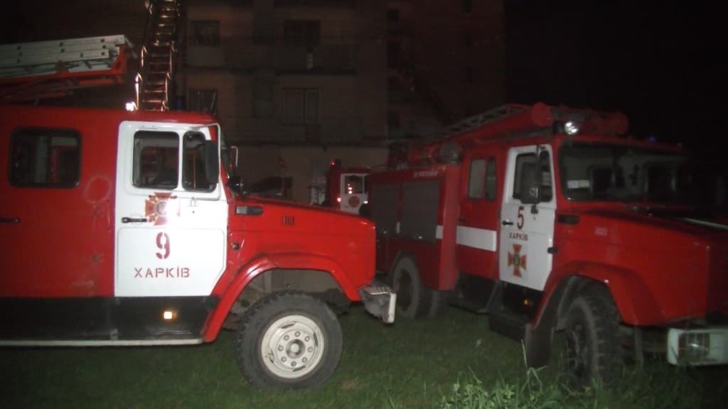 У Харкові горів 9-поверховий гуртожиток: евакуювали 84 людини