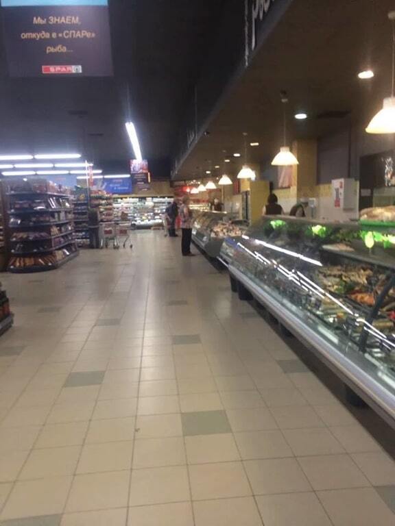 "Плювати на блокаду": у "ЛНР" відкрився європейський супермаркет