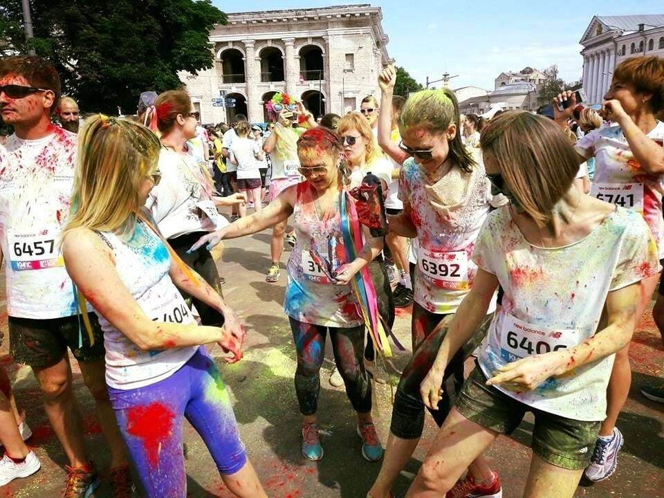 У Києві відбувся кольоровий забіг