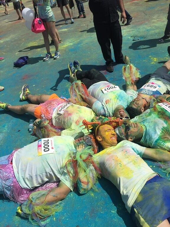 У Києві відбувся кольоровий забіг