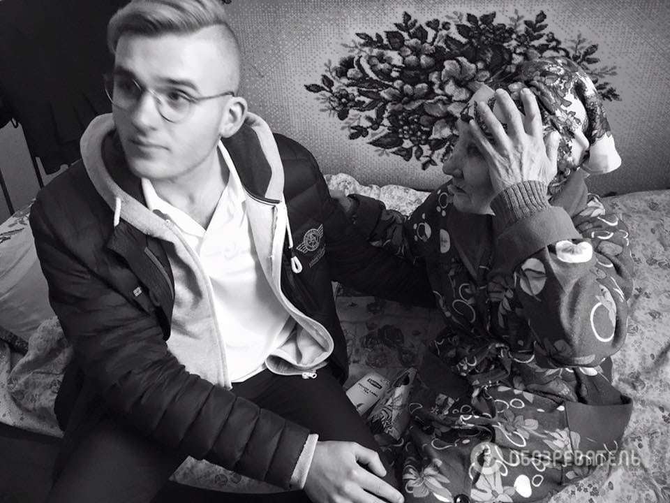 "Не заслуживает называться мамой": шведский школьник нашел в Украине родных, но мать снова отказалась от него