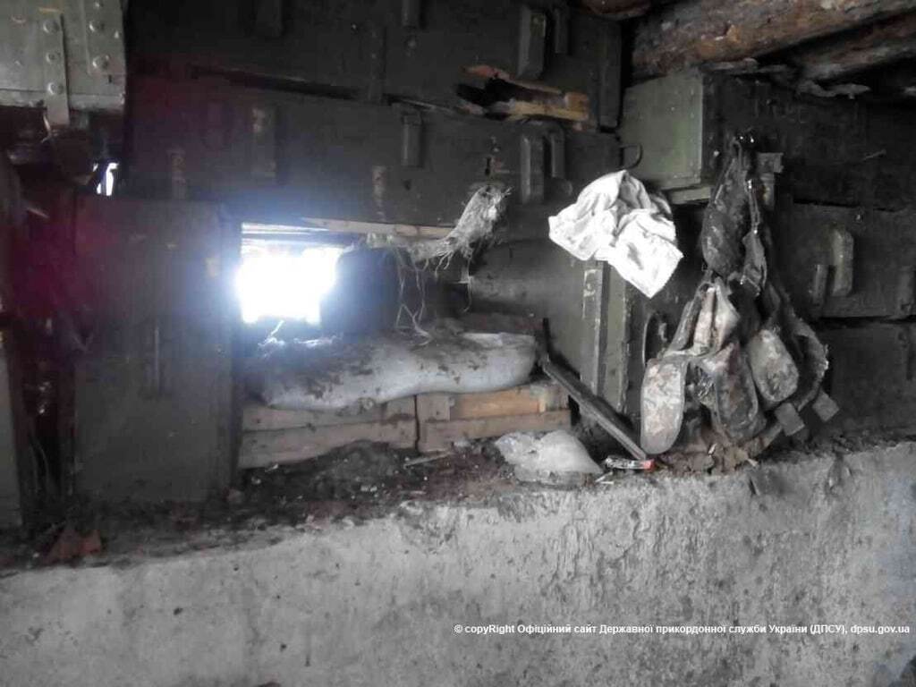 Терористи обстріляли з гранатомета "Станицю Луганську", є поранений