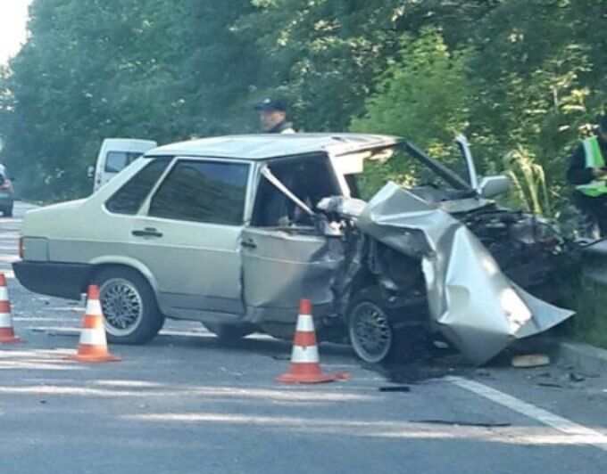 В Одессе столкнулись два "ВАЗа": пострадал младенец. Фото