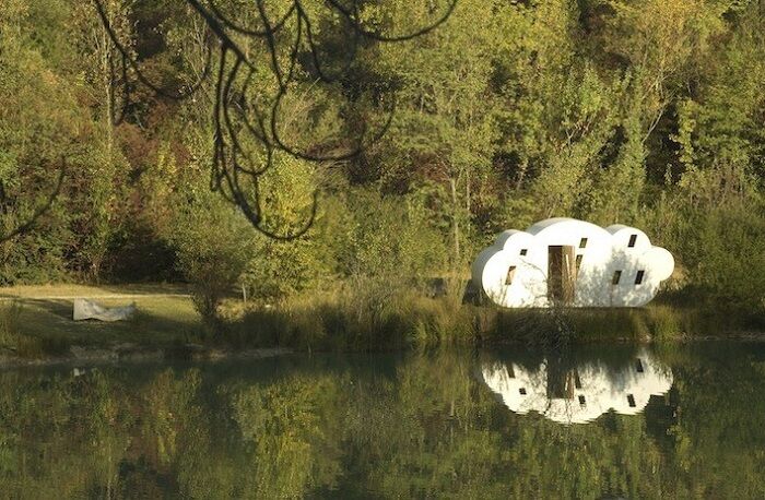 ТОП-10 креативных и компактных домиков для жизни. Фото