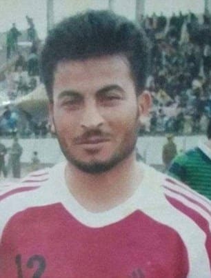 Террористы ИГИЛ публично отрезали головы четверым футболистам: фотофакт