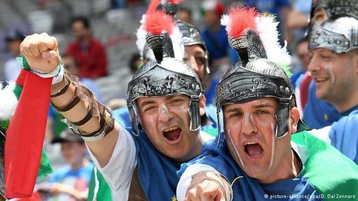 Яскраві та самобутні: опубліковані фото незвичайних фанатів "Євро-2016"