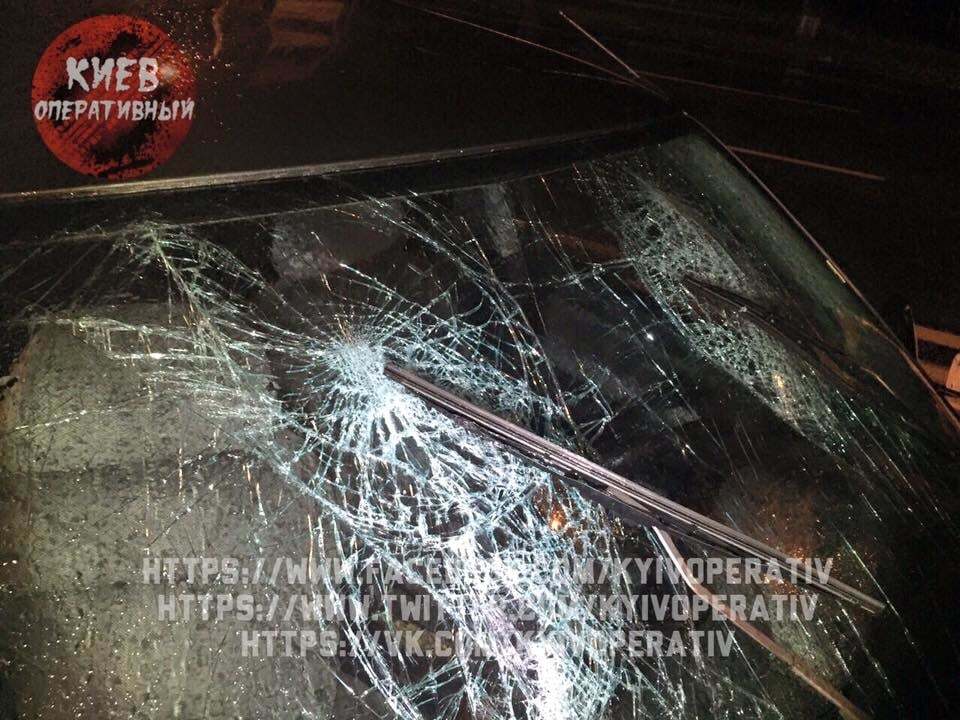 У Києві при оформленні ДТП розбили дві поліцейські машини