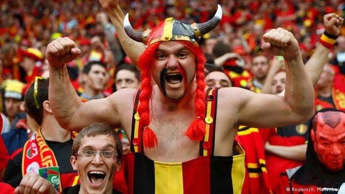 Яскраві та самобутні: опубліковані фото незвичайних фанатів "Євро-2016"