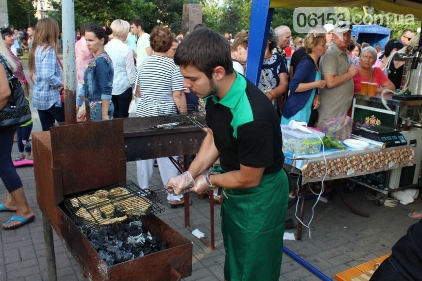 У Бердянську відбувся перший день фестивалю морепродуктів