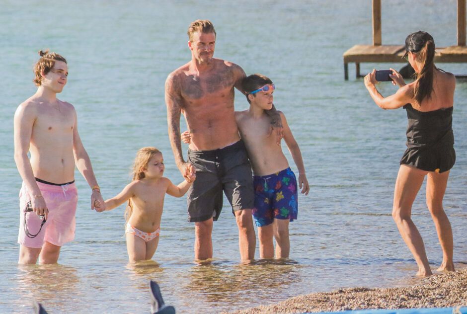 Семья Бэкхемов: малоизвестные факты из жизни звездной пары 