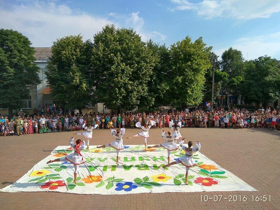 Фестиваль "З країни в Україну" уверенно шагает по востоку Украины