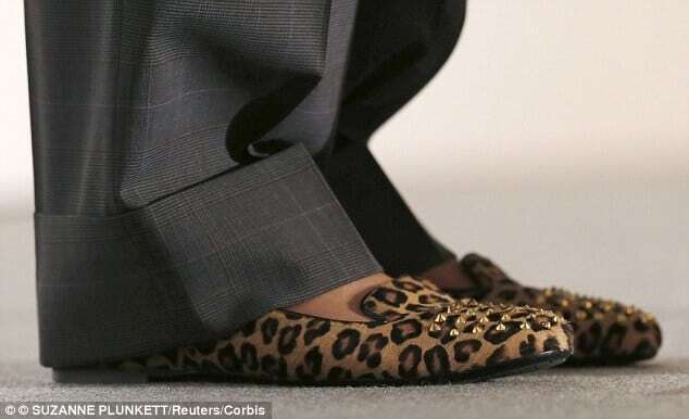 Премьер в леопардовых туфлях: экстравагантная коллекция обуви Терезы Мэй