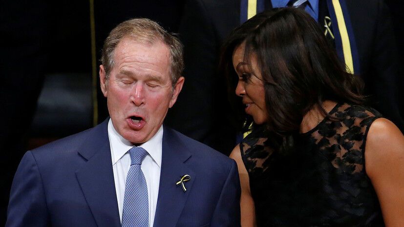 Буш-младший шокировал соцсети своим танцем на поминках в Далласе
