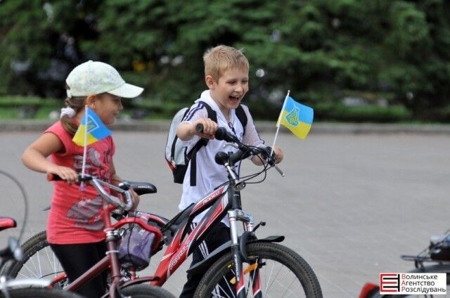 У Луцьку відбувся "Велопробіг бандерівців" за здоровий спосіб життя. Фото