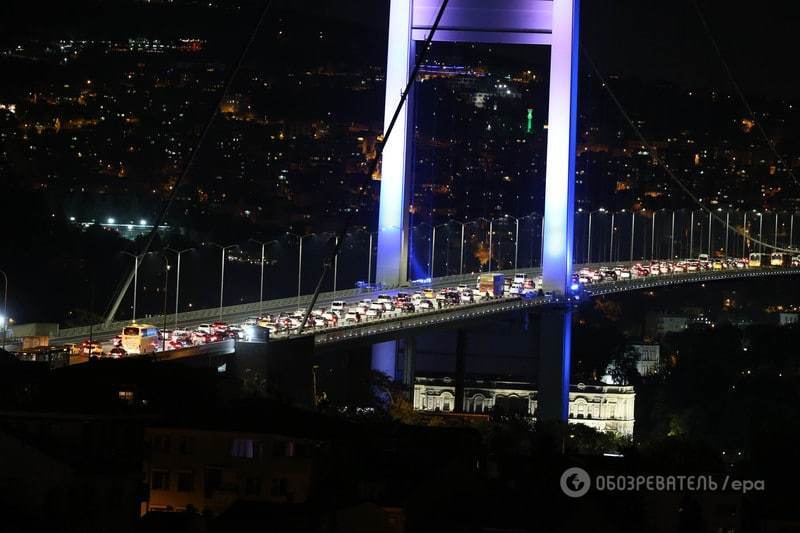 Спроба військового перевороту в Туреччині: всі подробиці, фото і відео