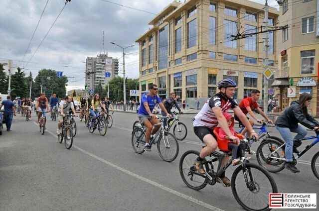 У Луцьку відбувся "Велопробіг бандерівців" за здоровий спосіб життя. Фото