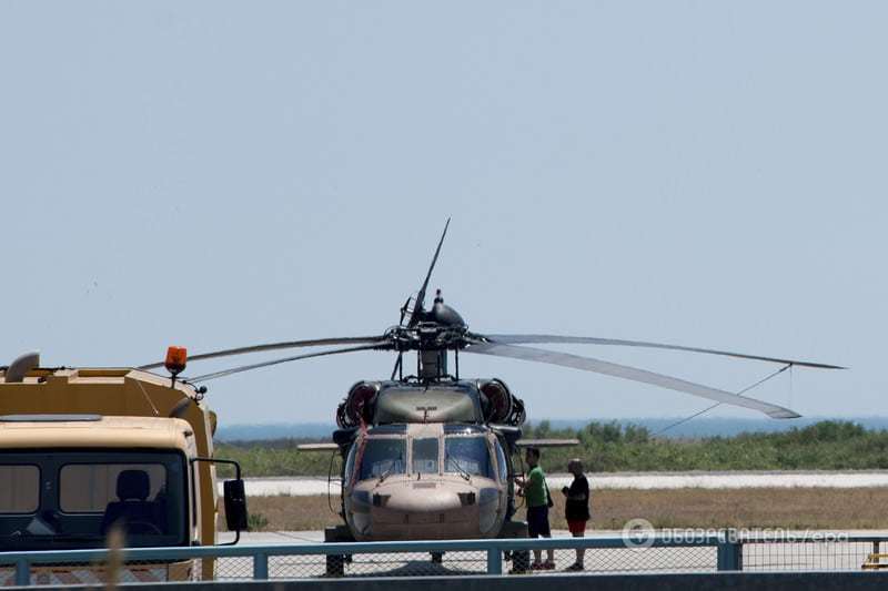 В Греции приземлился турецкий вертолет с путчистами. Опубликованы фото