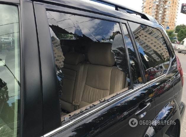 В Киеве преступники на BMW обчистили Lexus