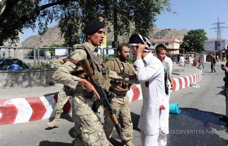 На демонстрации в Кабуле произошел теракт, число жертв возросло до 80 человек: опубликованы фото и видео