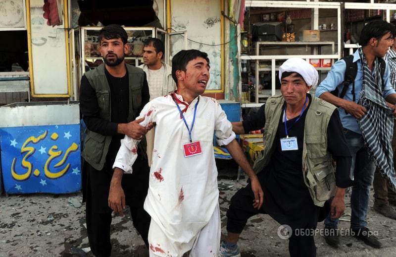 На демонстрации в Кабуле произошел теракт, число жертв возросло до 80 человек: опубликованы фото и видео