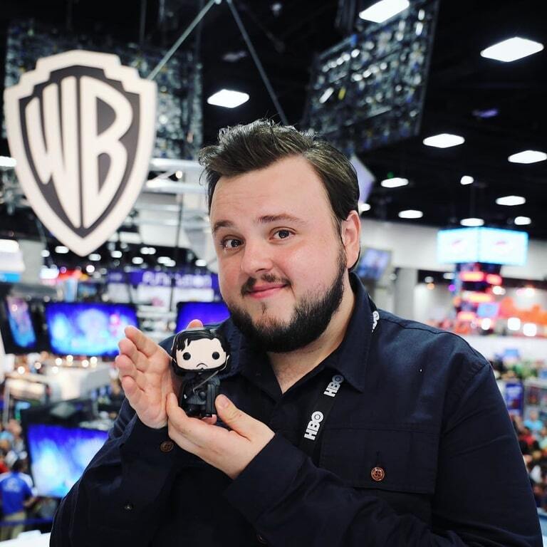 Звезды "Игры престолов" получили умилительные подарки на Comic-Con