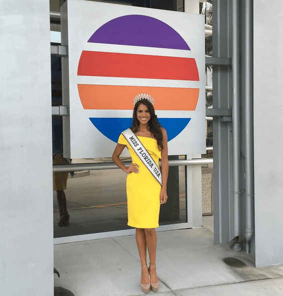 "Мисс Флорида США-2017" лишилась титула из-за визажиста