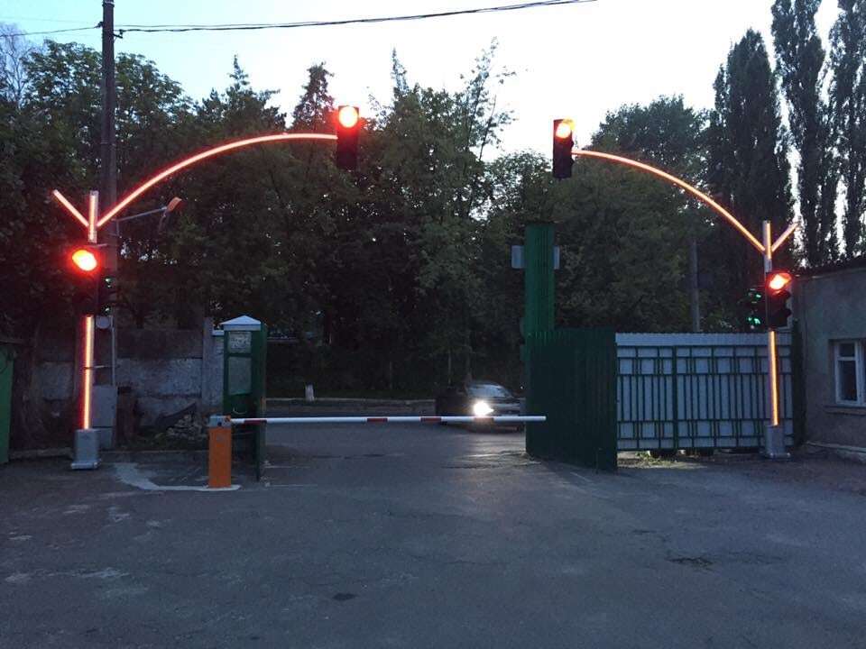 Эксперимент: в Киеве появится светофор-"елка": опубликовано фото