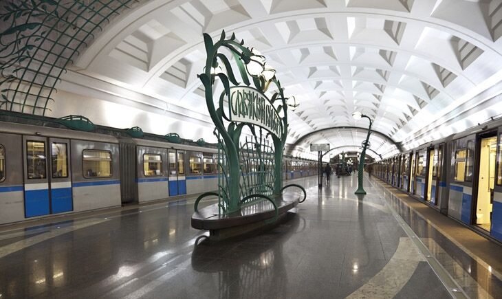 Чудеса архитектуры: самые красивые станции метро в мире