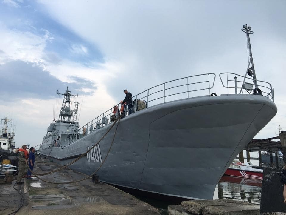 В Украине десантный корабль назвали в честь погибшего под Мариуполем командира. Опубликованы фото