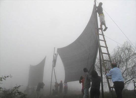 Перуанские сборщики тумана получают 400 литров воды ежедневно