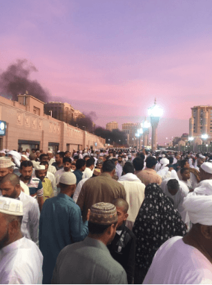 Смертники подорвались у двух мечетей в Саудовской Аравии: опубликованы фото, видео