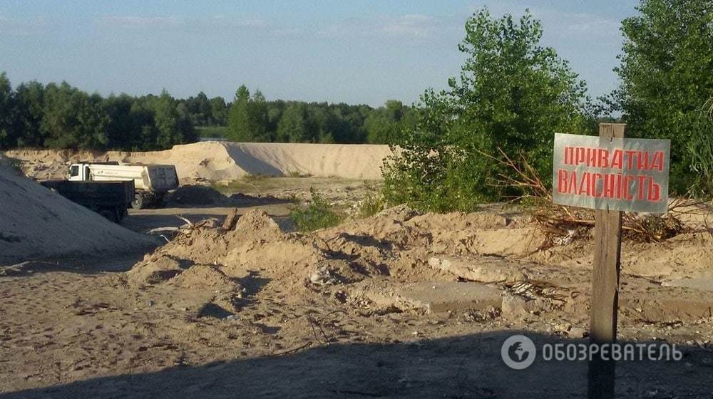 Журналисты остановили незаконную добычу песка в Киевской области