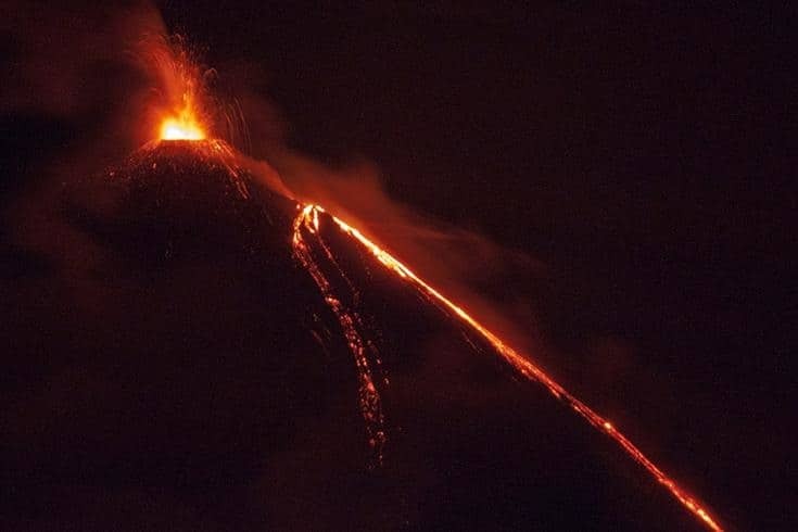 Врата ада: на Камчатке проснулись сразу несколько вулканов. Фотофакт