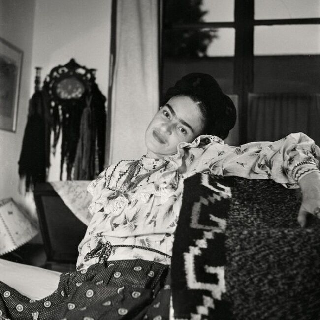 Автопортрет страдания: история одержимой любви знаменитой художницы Фриды Кало