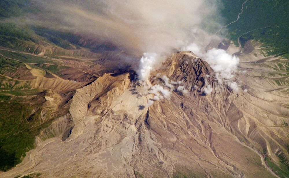 Врата ада: на Камчатке проснулись сразу несколько вулканов. Фотофакт