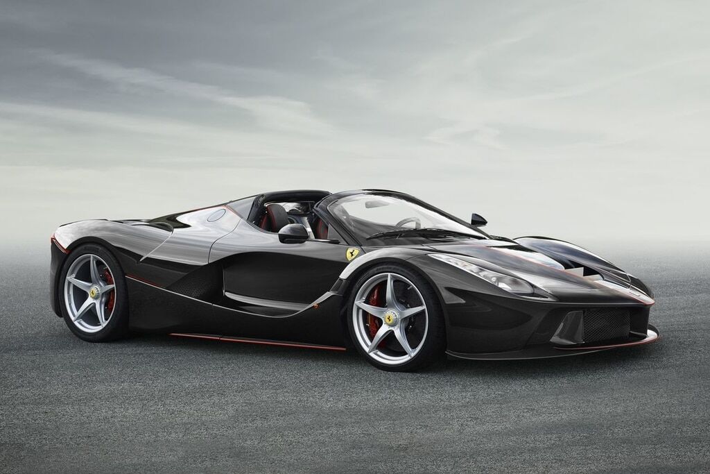 Новые кабриолеты от Ferrari расхватали как горячие пирожки