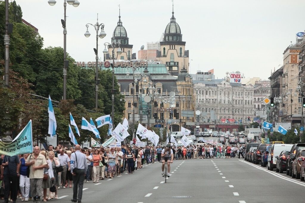Профсоюзы протестуют против повышения тарифов на тепло и воду + ФОТО