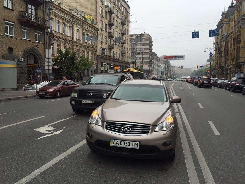В Киеве угнали автомобиль у замглавы Минэкономразвития