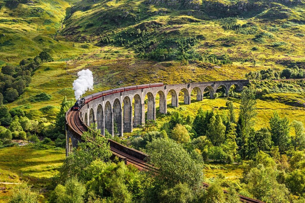 Дорога в Хогвартс: невероятно живописное место в Шотландии