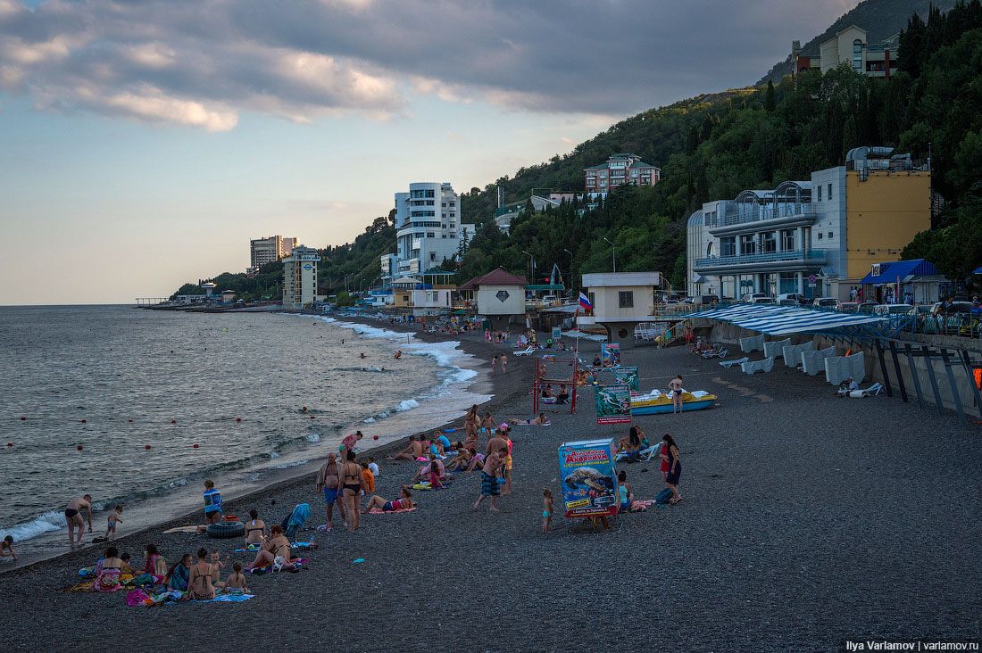 Курортный сезон в Крыму: Рыбачье, Алушта