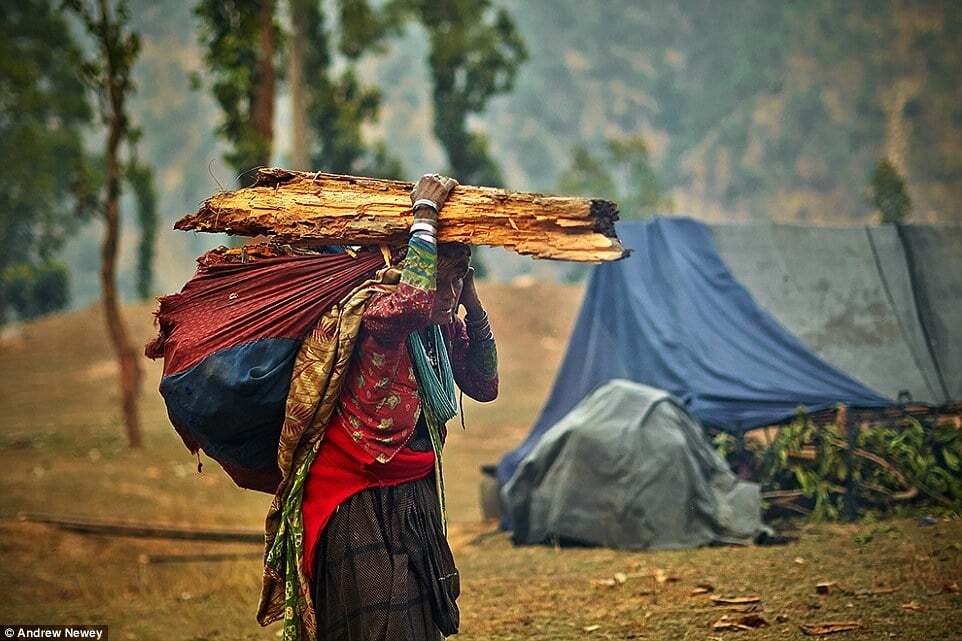 Останні мисливці і збирачі: життя первісного племені в Непалі 