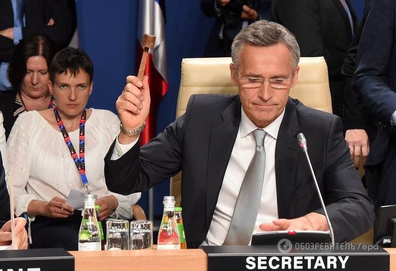 Деоккупація Криму та допомога НАТО: Порошенко і Столтенберг підбили підсумки саміту у Варшаві