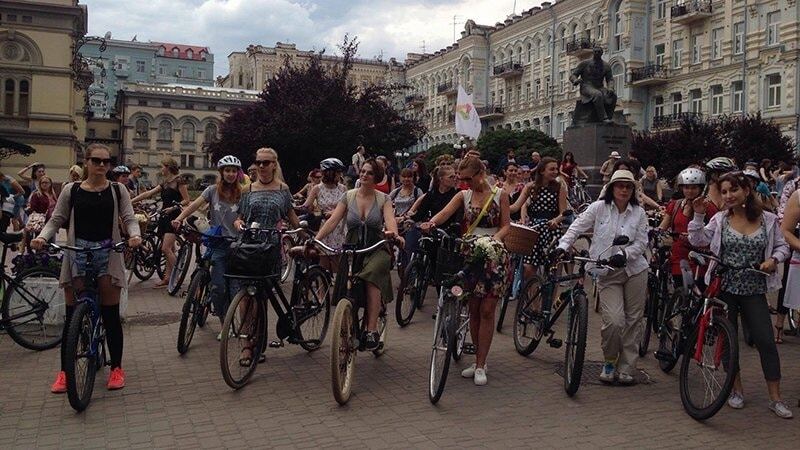 "Приближаю Амстердам": в Киеве женщины организовали велопарад. Опубликованы фото