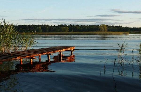 Подорожуємо Україною: топ-10 дивовижних озер країни 